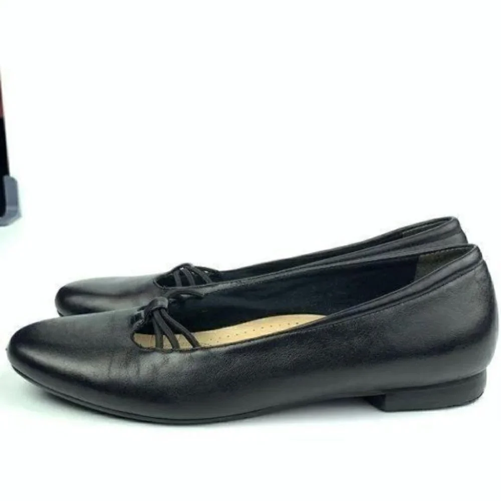 Trotters flats 9.5 black leather loafers ballet